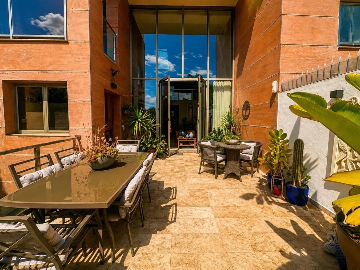 3 bedroom Townhouse for sale in Benahavis with pool garage - € 925,000 (Ref: 10051950)