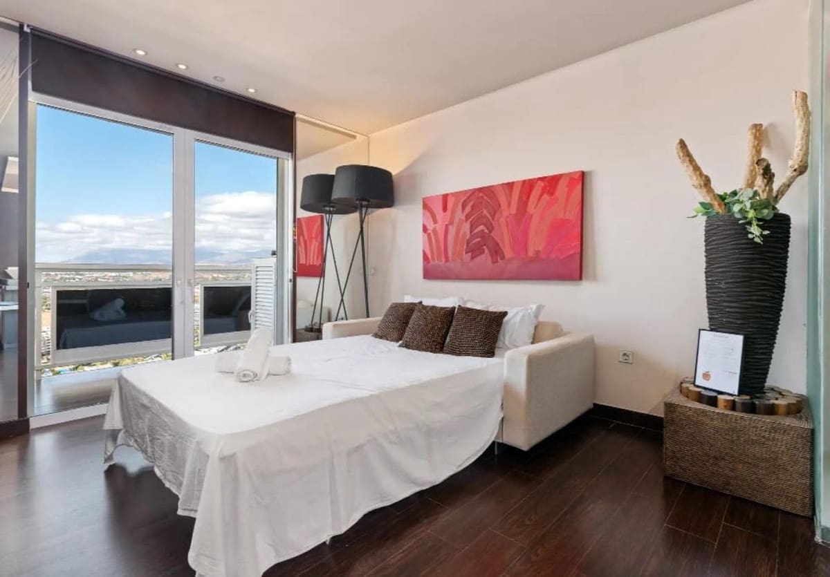 1 Zimmer Penthouse zu verkaufen in Marbella mit Pool Garage - 295.000 € (Ref: 10065212)