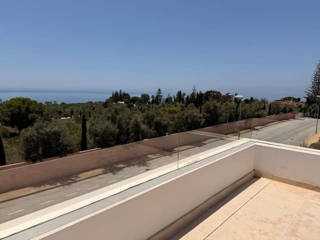 4 sypialnia Willa do wynajęcia w Marbella z basenem garażem - 14 000 € (Ref: 10120402)