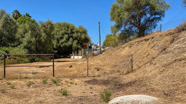 Byggetomt til salgs i Las Chapas, Marbella - € 1 650 000 (Ref: 10155735)