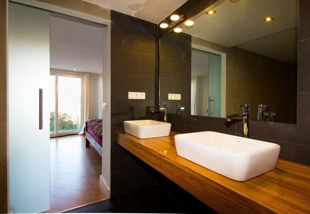 3 Zimmer Villa zu verkaufen in La Mairena, Ojen mit Pool Garage - 1.295.000 € (Ref: 10156114)