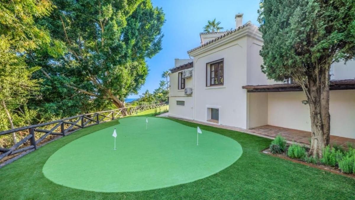 5 Zimmer Villa zu vermieten in La Zagaleta mit Pool Garage - 24.000 € (Ref: 10172442)