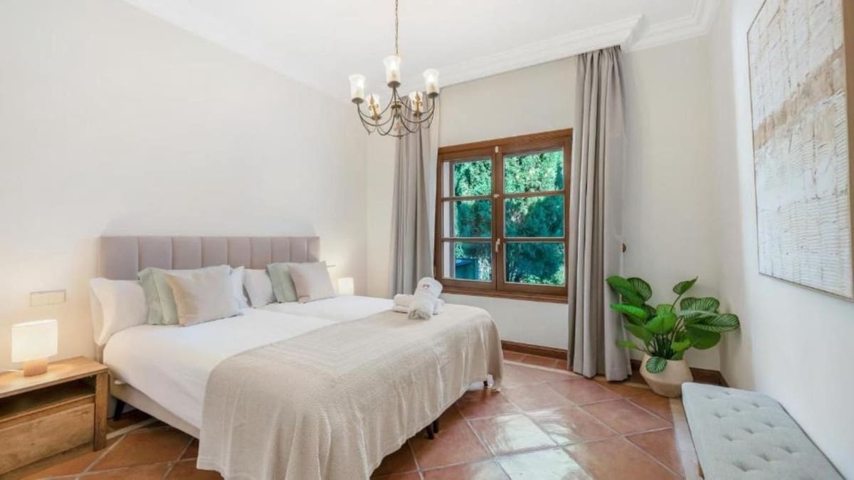 5 Zimmer Villa zu vermieten in La Zagaleta mit Pool Garage - 24.000 € (Ref: 10172442)