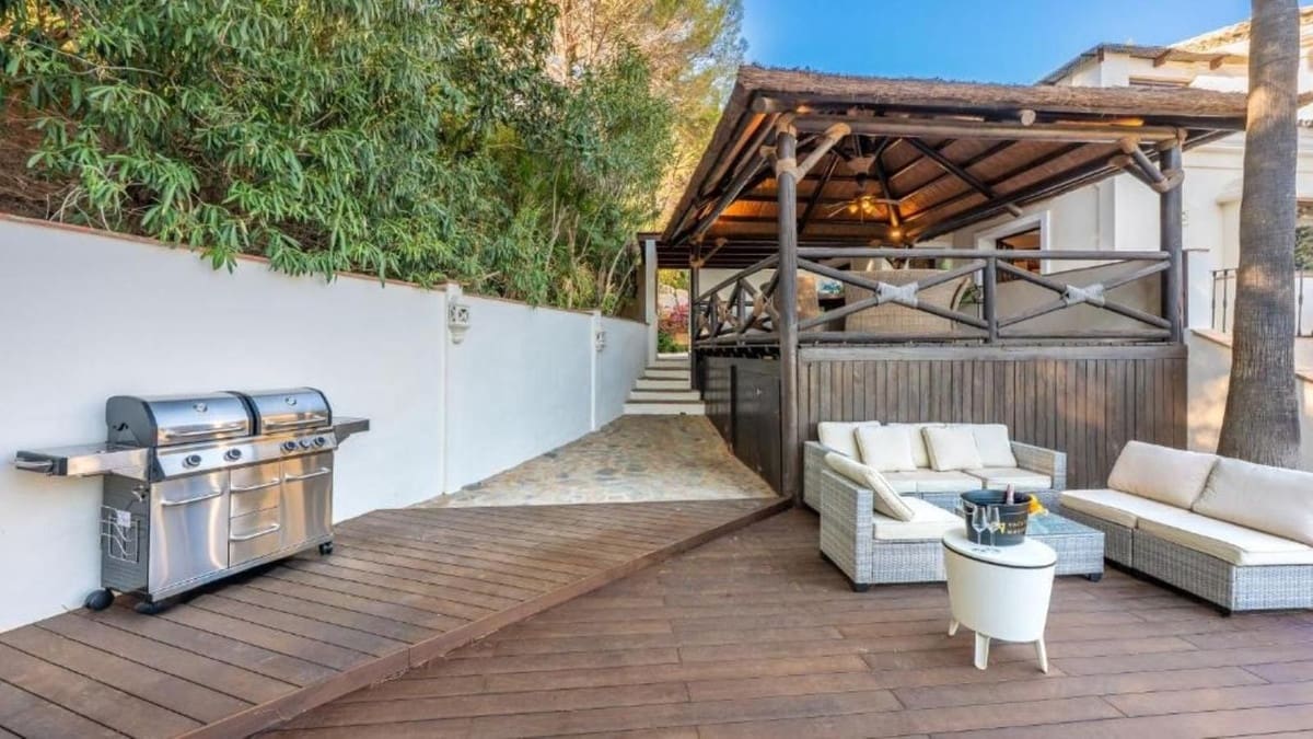 5 Zimmer Villa zu vermieten in La Zagaleta mit Pool Garage - 24.000 € (Ref: 10172442)