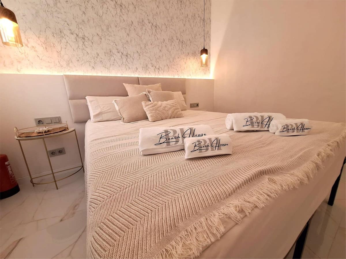 2 sypialnia Apartament przy plaży do wynajęcia w Bahia Dorada z basenem - 2 500 € (Ref: 10175535)