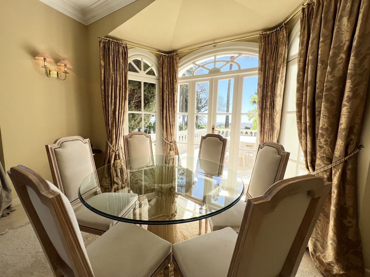 11 bedroom Villa for sale in Benahavis with pool garage - € 7,950,000 (Ref: 6379133)