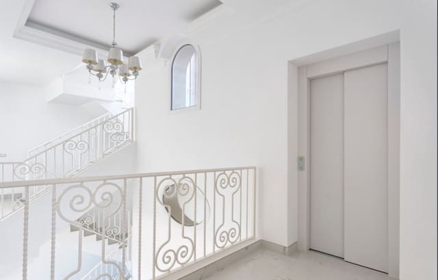 8 chambre Villa/Maison à vendre à Los Flamingos, Benahavís avec piscine garage - 3 950 000 € (Ref: 7551440)