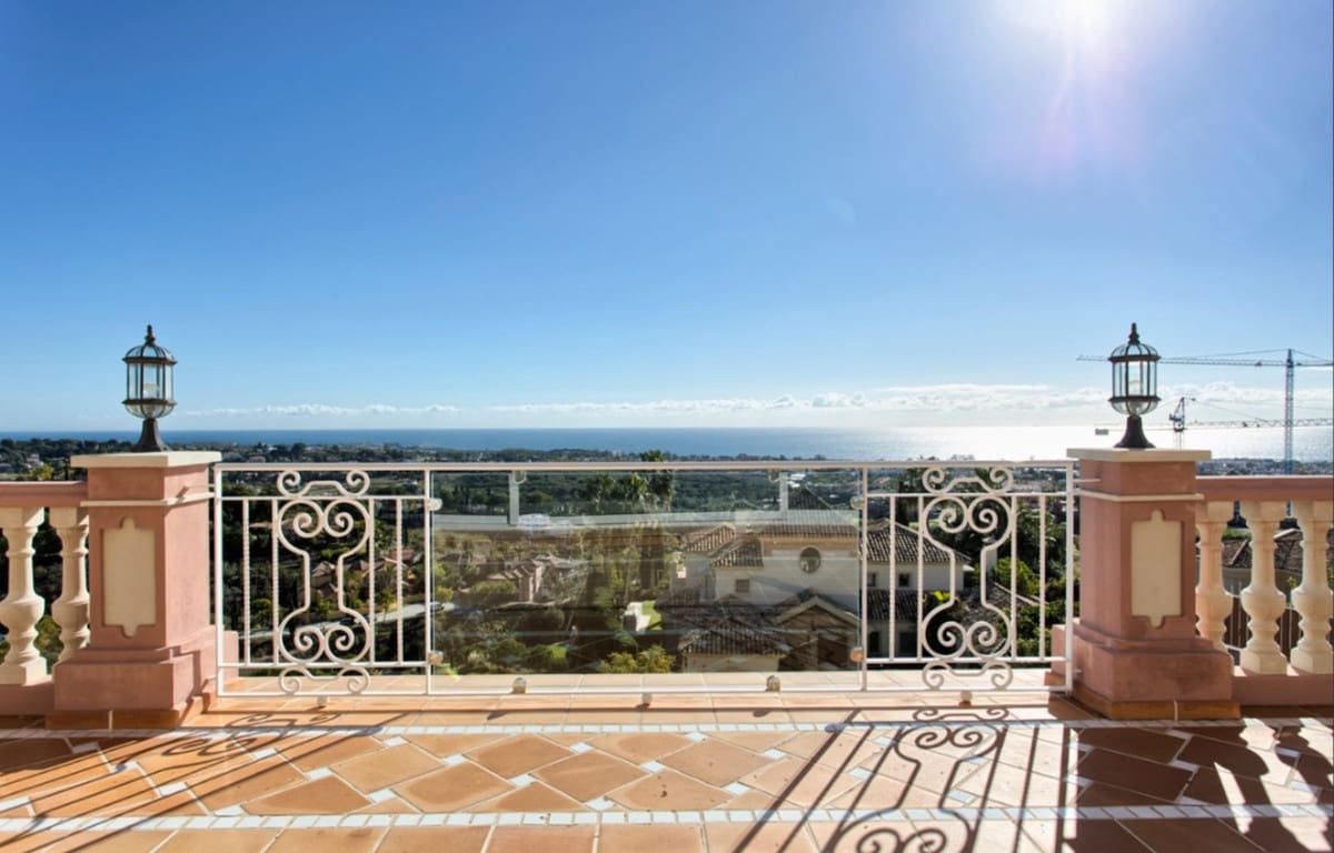 8 bedroom Villa for sale in Los Flamingos with pool garage - € 3,950,000 (Ref: 7551440)