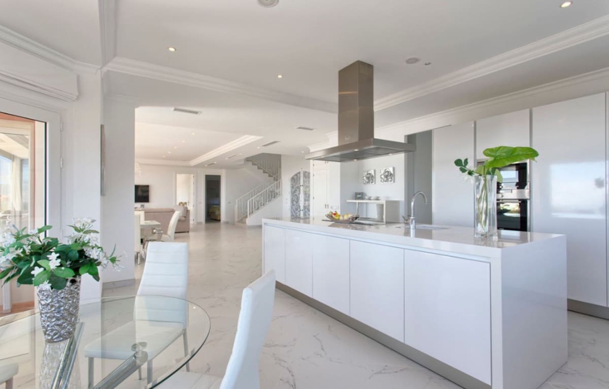 8 bedroom Villa for sale in Los Flamingos with pool garage - € 3,950,000 (Ref: 7551440)