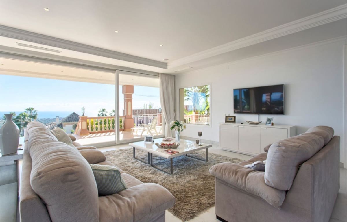 8 bedroom Villa for sale in Los Flamingos with pool garage - € 3,950,000 (Ref: 7551440)