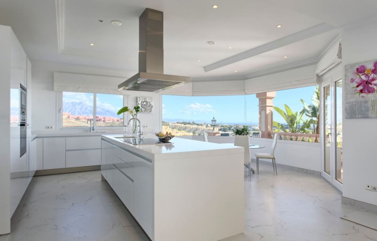 Chalet de 8 habitaciones en Los Flamingos en venta con piscina garaje - 3.950.000 € (Ref: 7551440)