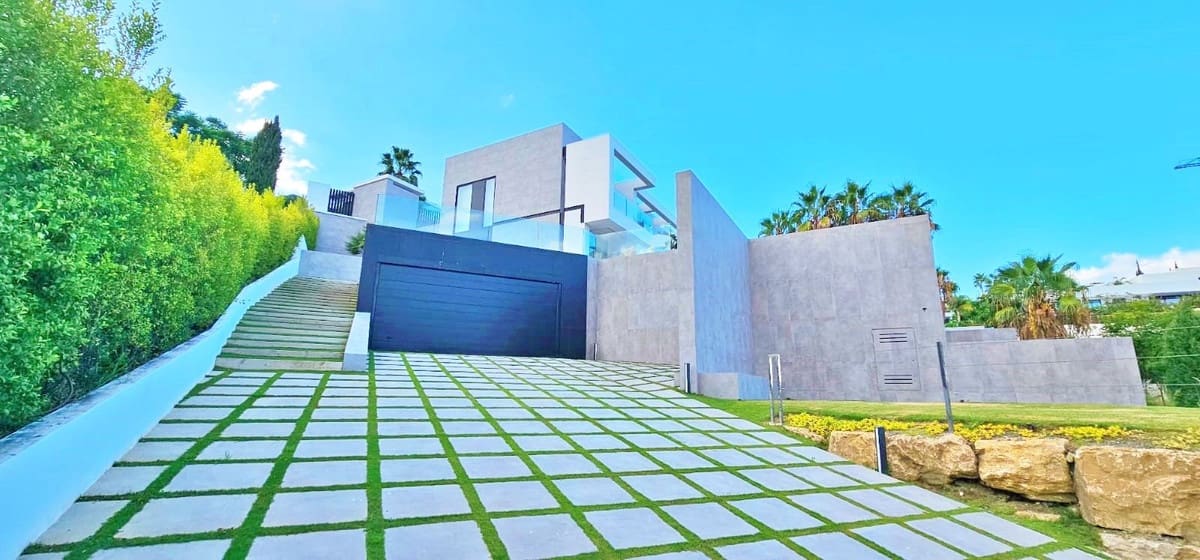 5 quarto Moradia para venda em Los Flamingos com piscina garagem - 4 300 000 € (Ref: 7785430)