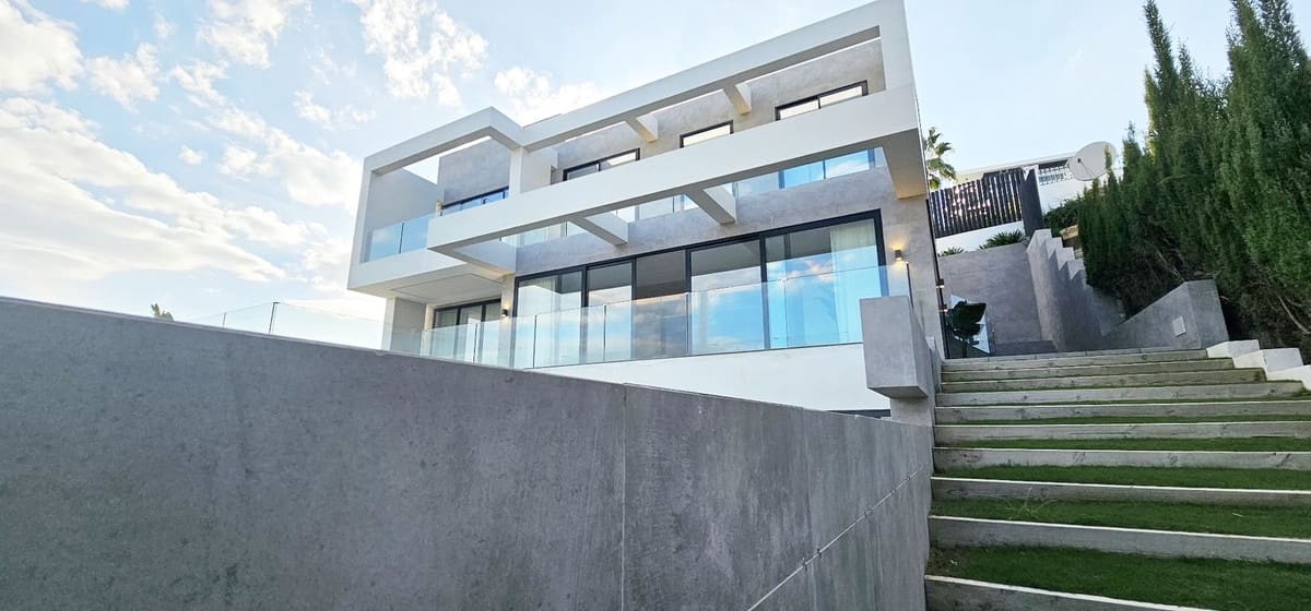 5 quarto Moradia para venda em Los Flamingos com piscina garagem - 4 300 000 € (Ref: 7785430)