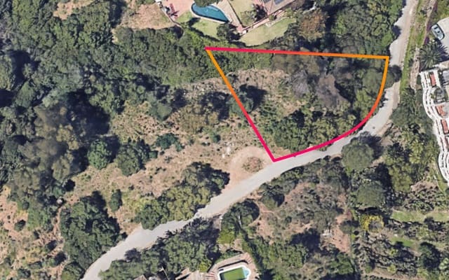 Moradia para venda em Elviria, Marbella com garagem - 325 000 € (Ref: 8213304)