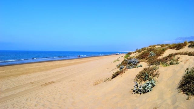 Moradia para venda em Elviria, Marbella com garagem - 325 000 € (Ref: 8213304)