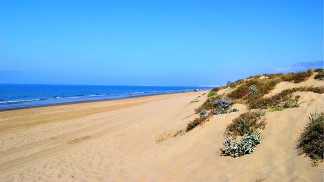 Moradia para venda em Elviria, Marbella - 429 000 € (Ref: 8213305)
