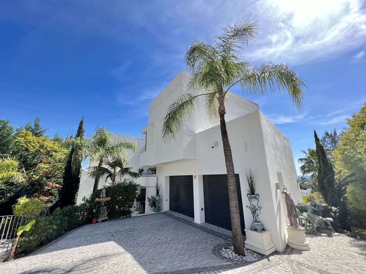 5 sovrum Villa till salu i Benahavis med pool garage - 3 690 000 € (Ref: 8580854)