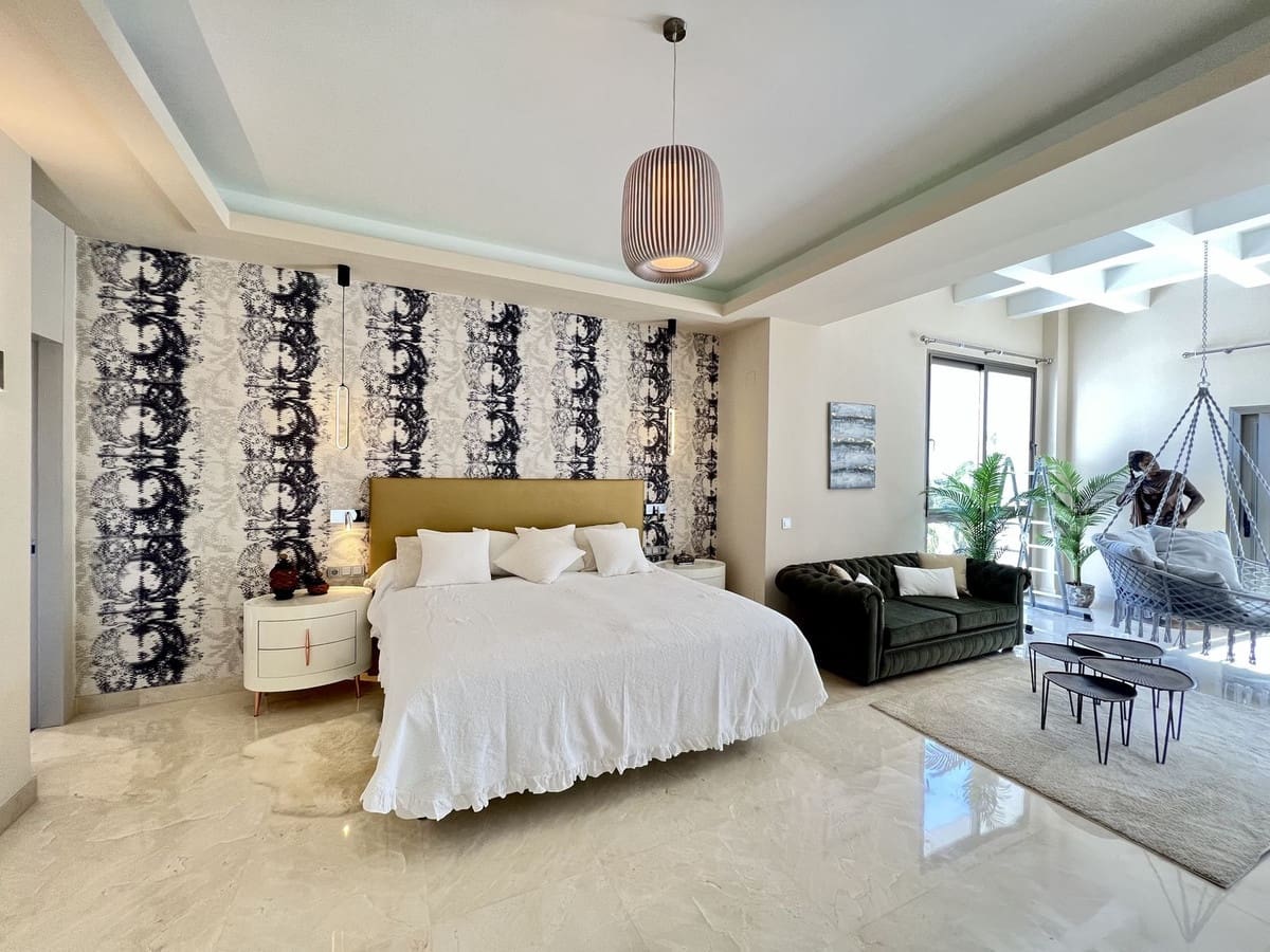 5 sovrum Villa till salu i Benahavis med pool garage - 3 690 000 € (Ref: 8580854)