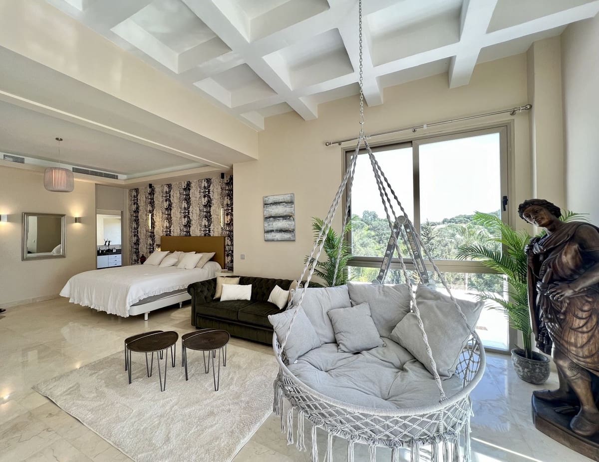 5 sovrum Villa till salu i Benahavis med pool garage - 3 690 000 € (Ref: 8580854)