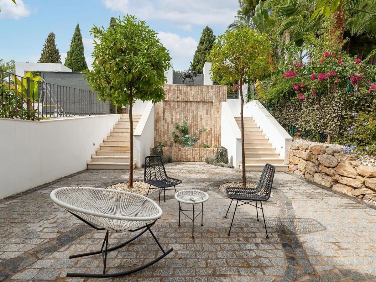 5 makuuhuone Huvila myytävänä paikassa Benahavis mukana uima-altaan 
autotalli - 3 690 000 € (Ref: 8580854)