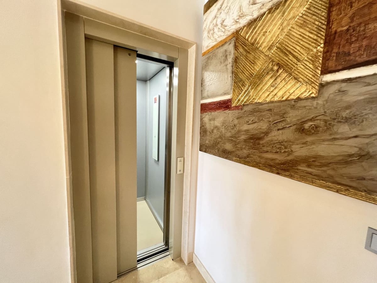 5 chambre Villa/Maison à vendre à Benahavis avec piscine garage - 3 690 000 € (Ref: 8580854)