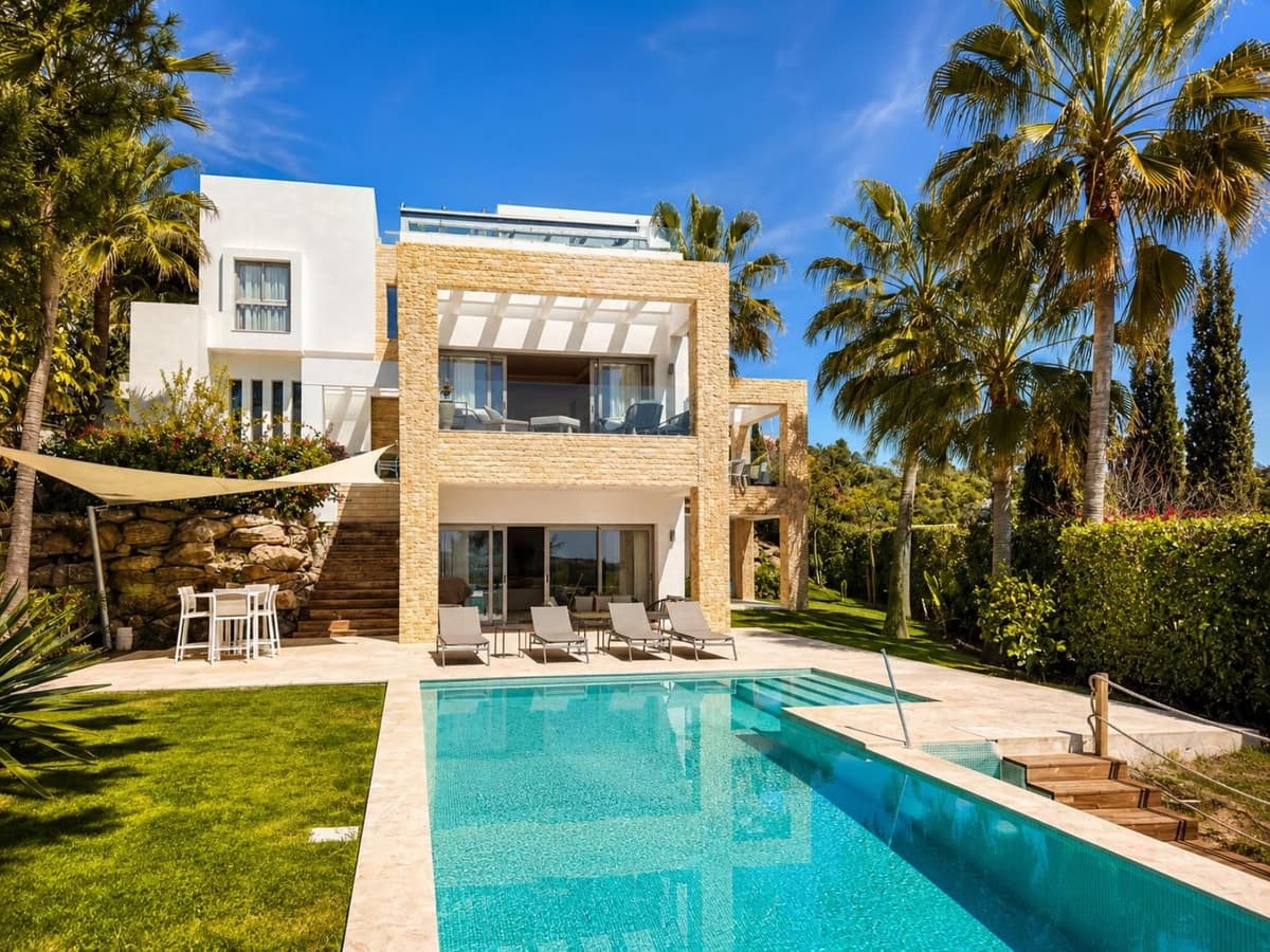 5 chambre Villa/Maison à vendre à Benahavis avec piscine garage - 3 690 000 € (Ref: 8580854)