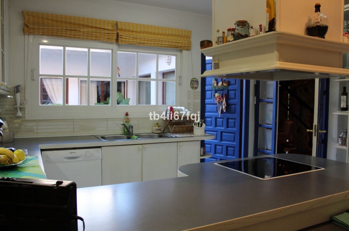 7 sypialnia Finka/Dom wiejski na sprzedaż w Atalaya-Isdabe z basenem garażem - 2 650 000 € (Ref: 8602434)