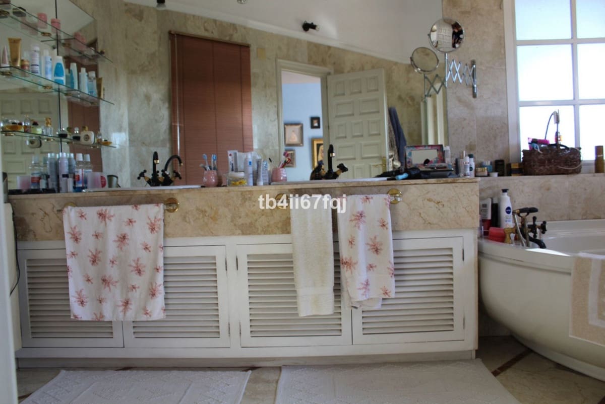 7 sypialnia Finka/Dom wiejski na sprzedaż w Atalaya-Isdabe z basenem garażem - 2 650 000 € (Ref: 8602434)