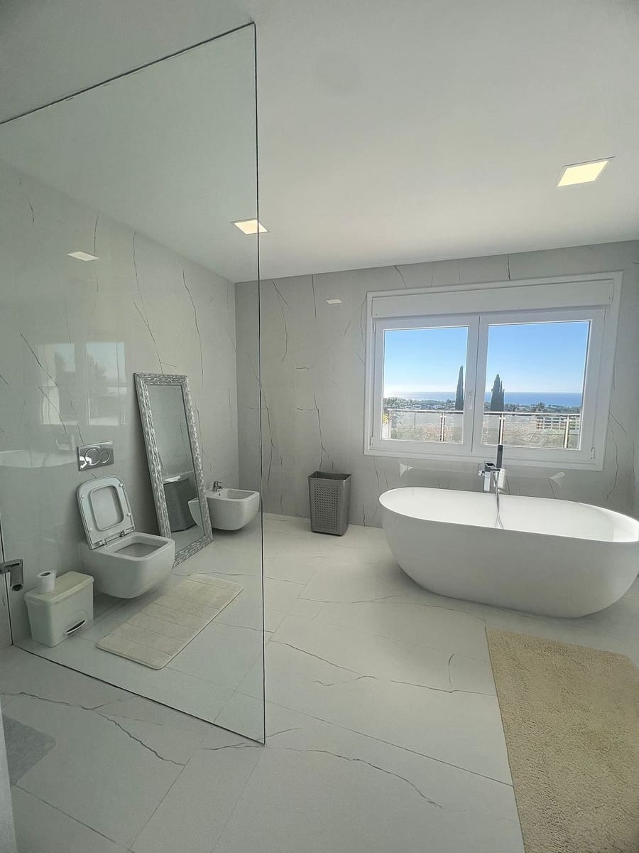 10 quarto Moradia para venda em El Paraiso com piscina garagem - 3 250 000 € (Ref: 8609468)