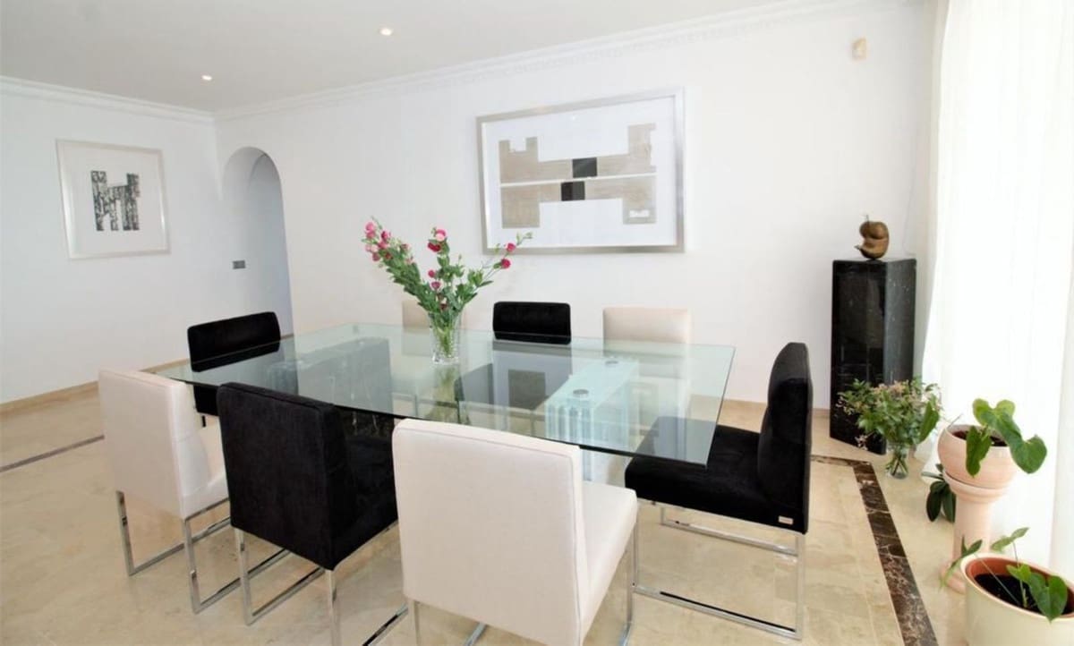 10 soveværelse Villa til salg i El Paraiso med swimmingpool garage - € 3.250.000 (Ref: 8609468)