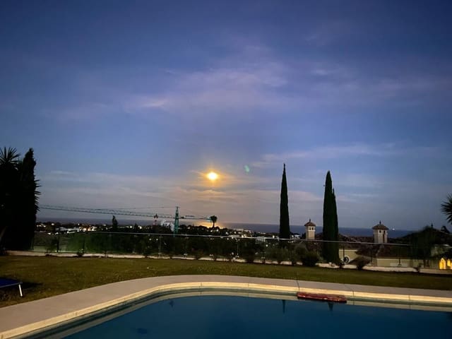 10 chambre Villa/Maison à vendre à El Paraiso, Estepona avec piscine garage - 3 250 000 € (Ref: 8609468)