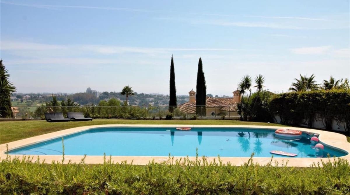 10 soveværelse Villa til salg i El Paraiso med swimmingpool garage - € 3.250.000 (Ref: 8609468)
