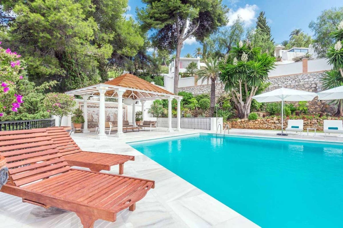 6 chambre Villa/Maison à vendre à Rio Real avec piscine garage - 2 890 000 € (Ref: 8611373)