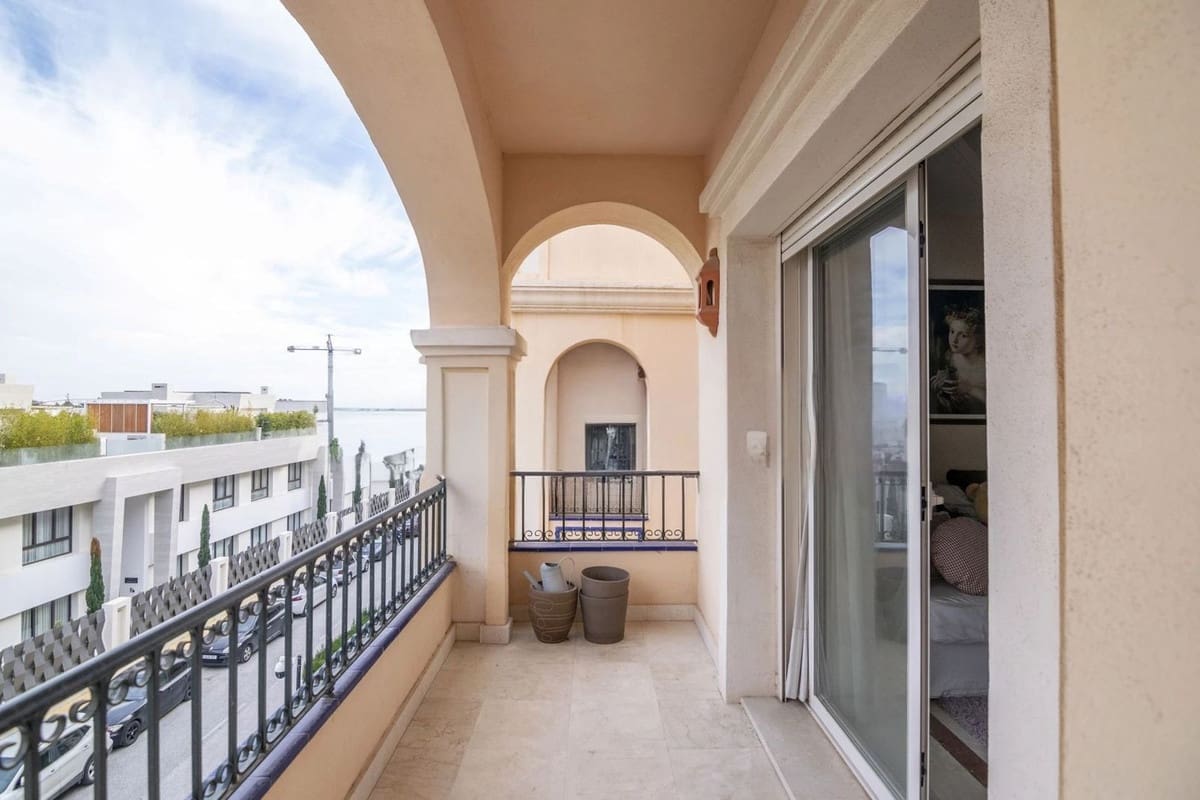 3 quarto Apartamento para venda em Golden Mile com piscina garagem - 1 650 000 € (Ref: 8754791)