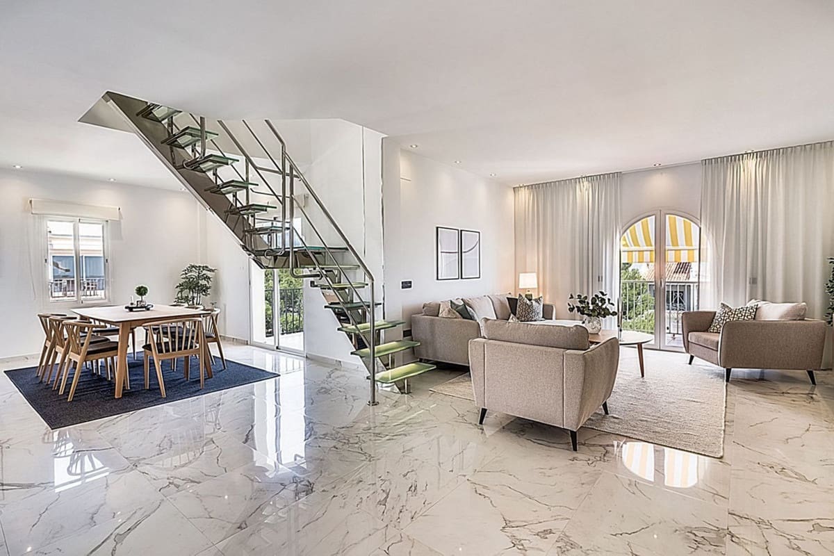 3 soveværelse Penthouse til salg i Puerto Banus med swimmingpool garage - € 1.695.000 (Ref: 8913320)