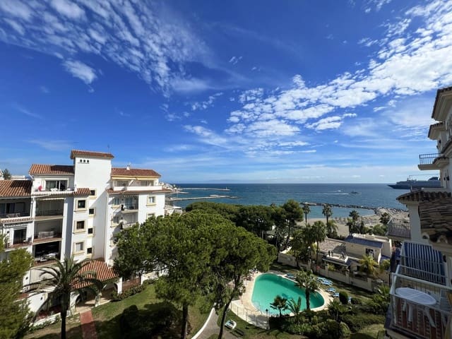 3 quarto Penthouse para venda em Puerto Banus, Marbella com piscina garagem - 1 595 000 € (Ref: 8913320)