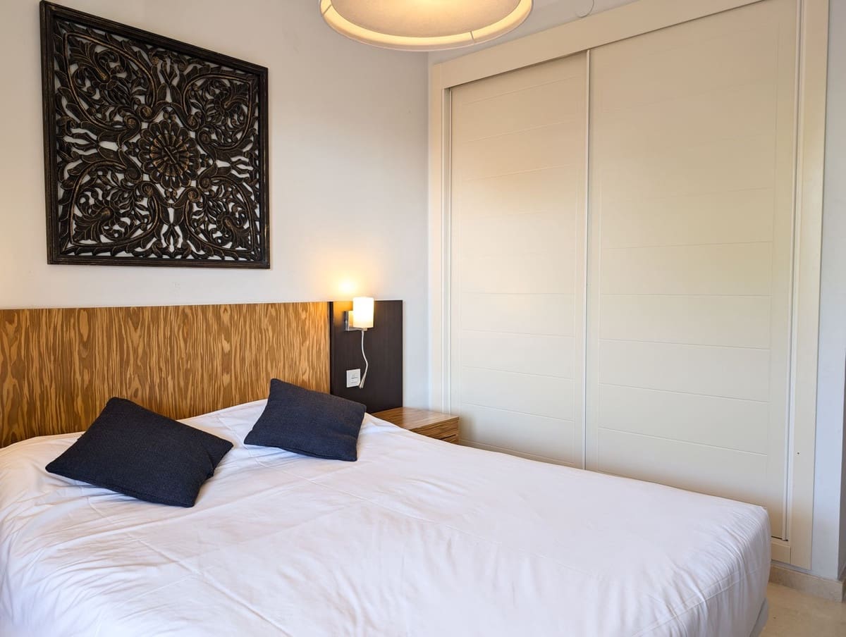 2 soverom Hotell til salgs i Estepona med svømmebasseng garasje - € 164 000 (Ref: 8987133)