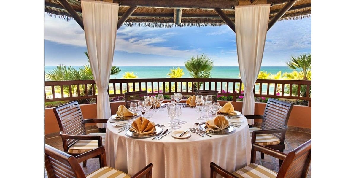   3 soveværelse   ferieSemi-Rækkehus i Bahia Dorada   med   swimmingpool  garage  - € 5.000 (Ref: 9002326)