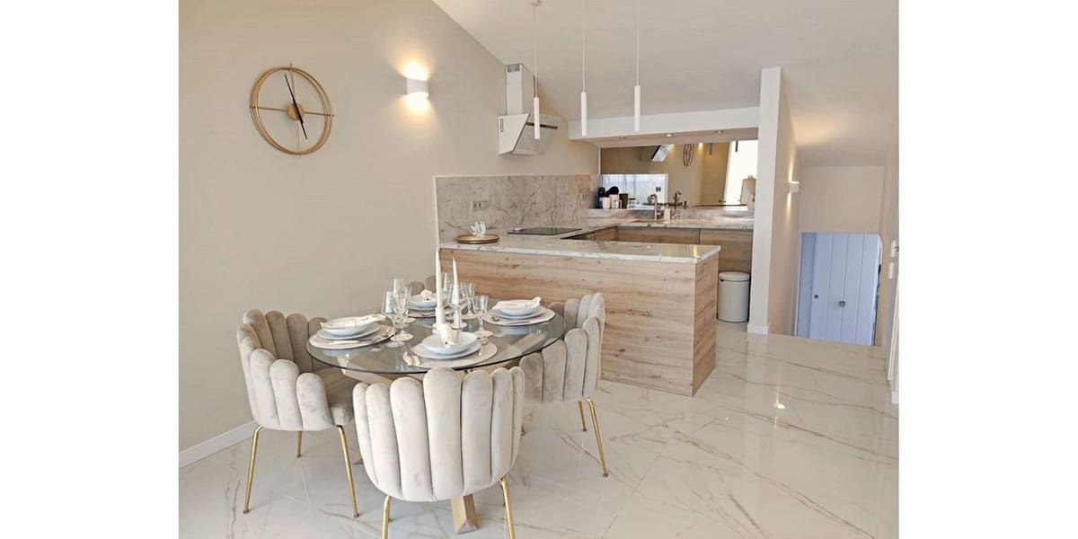 3 sypialnia Dom blizniak na kwatery wakacyjne w Bahia Dorada z basenem garażem - 5 000 € (Ref: 9002326)