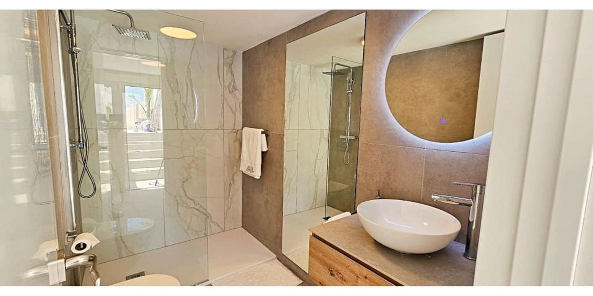 3 sypialnia Dom blizniak na kwatery wakacyjne w Bahia Dorada z basenem garażem - 5 000 € (Ref: 9002326)