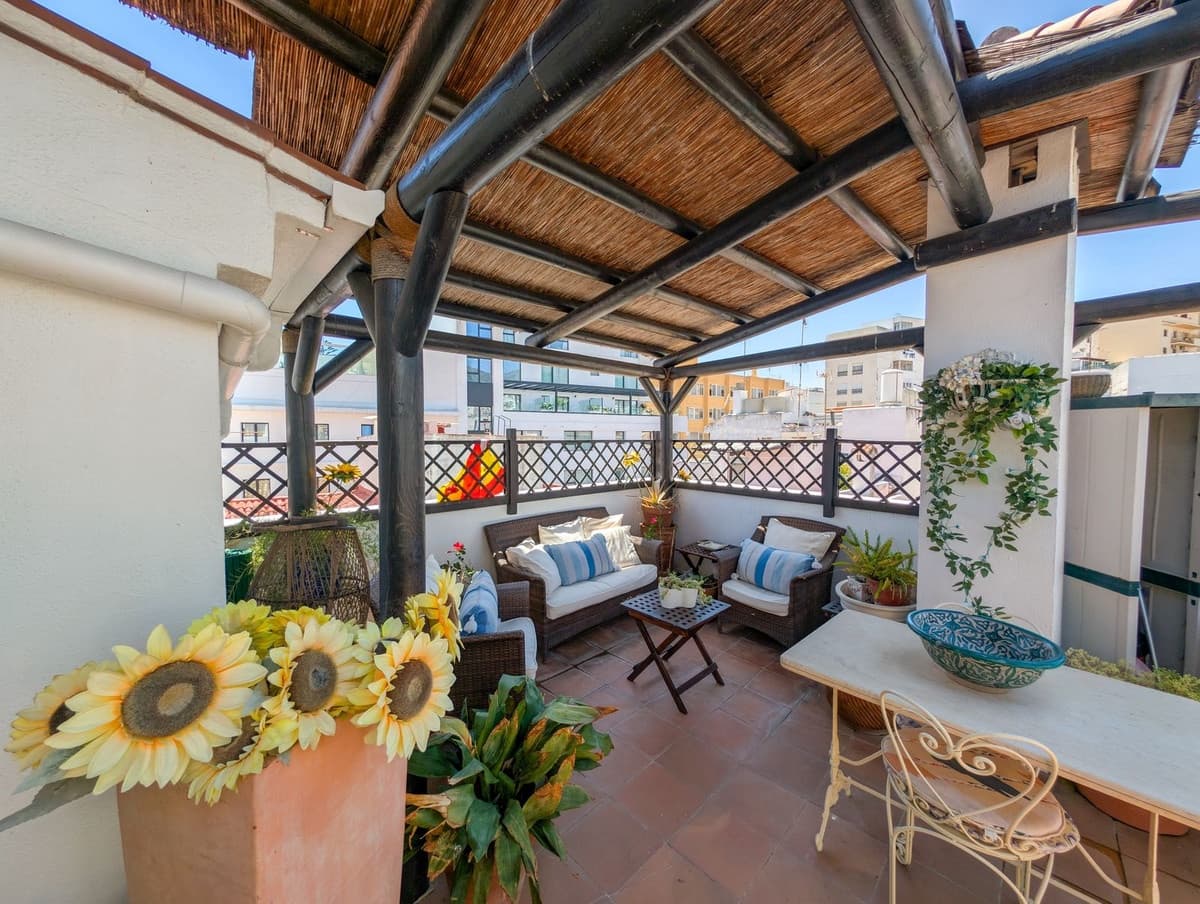 3 sypialnia Penthouse na sprzedaż w Marbella - 725 000 € (Ref: 9019157)
