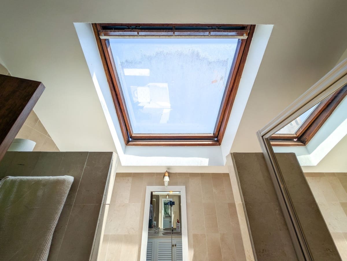 3 slaapkamer Penthouse te koop in Marbella - € 725.000 (Ref: 9019157)