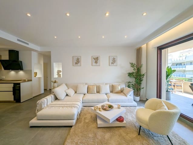 2 soverom Leilighet til salgs i San Pedro de Alcantara, Marbella med svømmebasseng garasje - € 830 000 (Ref: 9035848)