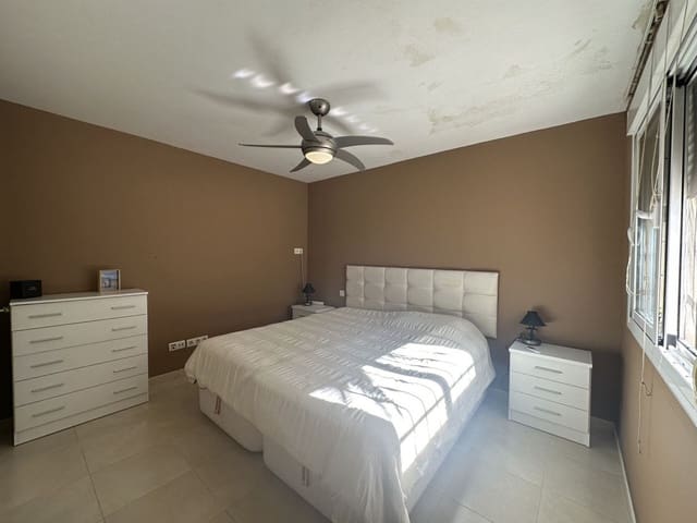 3 chambre Appartement à vendre à Nueva Andalucia, Marbella avec piscine garage - 679 000 € (Ref: 9058405)