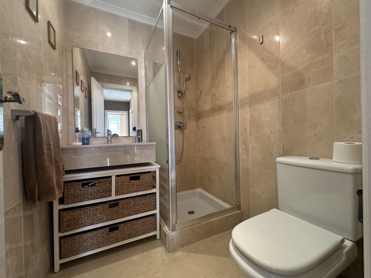 3 bedroom Apartment for sale in Nueva Andalucia with pool garage - € 679,000 (Ref: 9058405)