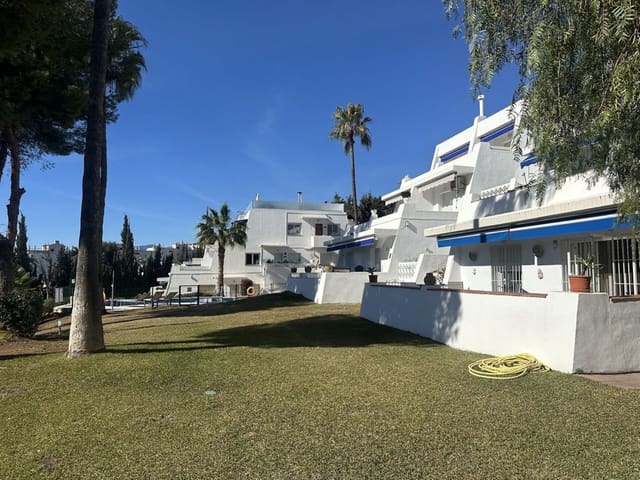 3 quarto Apartamento para venda em Nueva Andalucia, Marbella com piscina garagem - 679 000 € (Ref: 9058405)