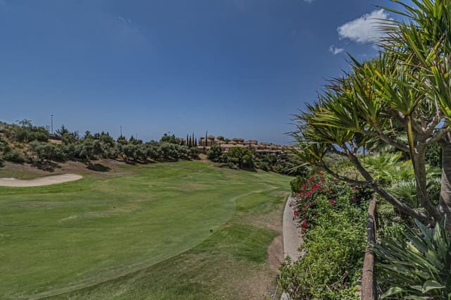 5 soveværelse Villa til leje i Marbella med swimmingpool garage - € 4.900 (Ref: 9072843)