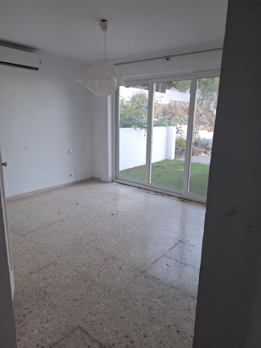 3 sypialnia Finka/Dom wiejski na sprzedaż w Benalmadena z basenem garażem - 1 250 000 € (Ref: 9123603)