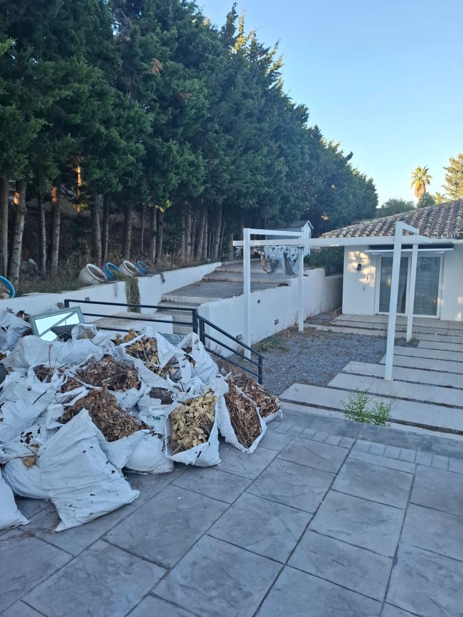 3 sypialnia Finka/Dom wiejski na sprzedaż w Benalmadena z basenem garażem - 1 250 000 € (Ref: 9123603)