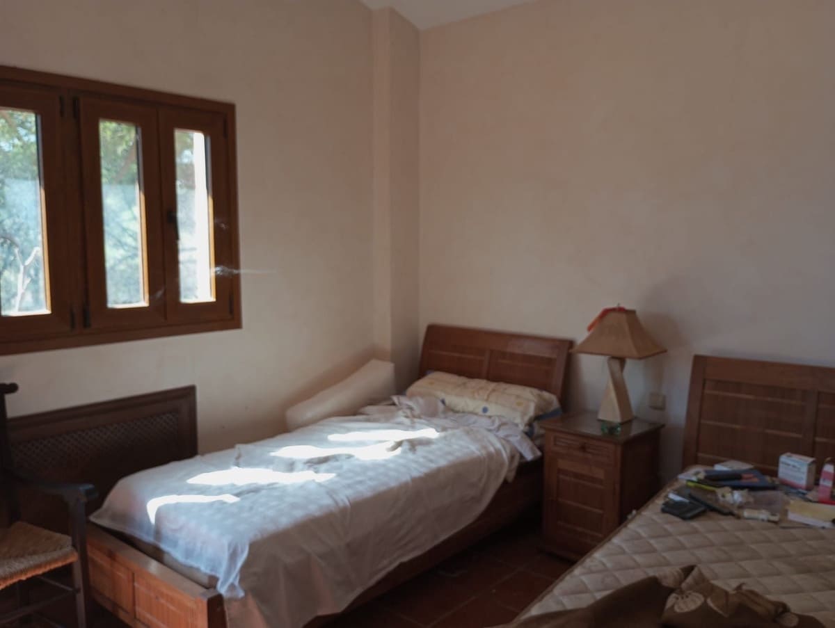 4 quarto Moradia para venda em El Velerin com piscina garagem - 1 150 000 € (Ref: 9137414)